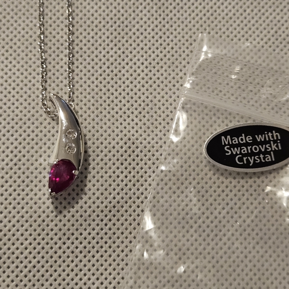 SWAROVSKI CRYSTAL Elements Necklace, NWOT